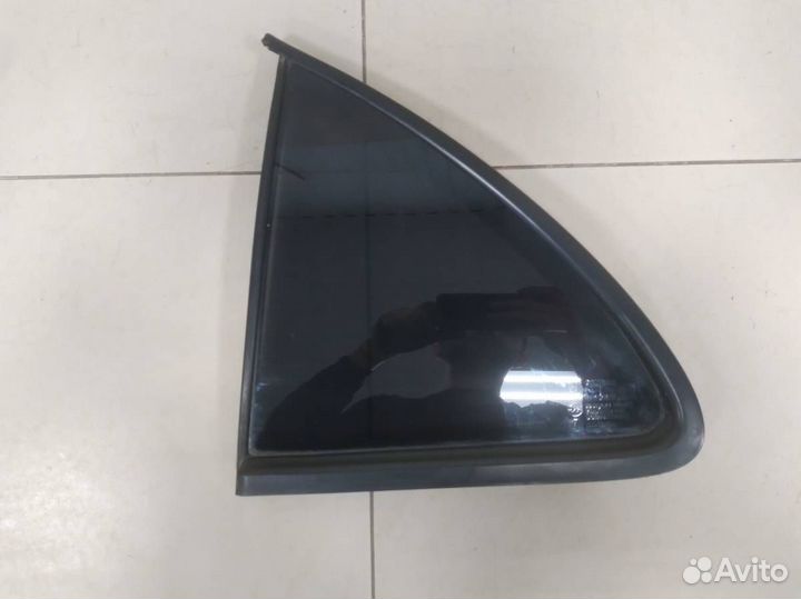 Стекло двери задней левой форточка Nissan Almera C