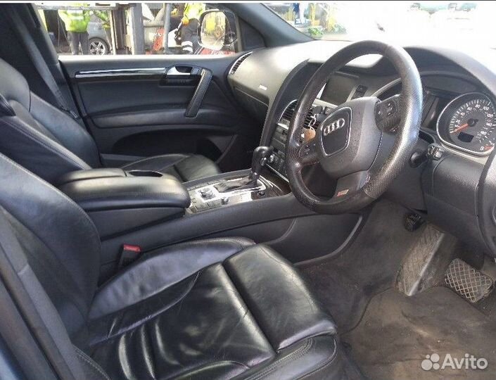 Разбор на запчасти Audi Q7