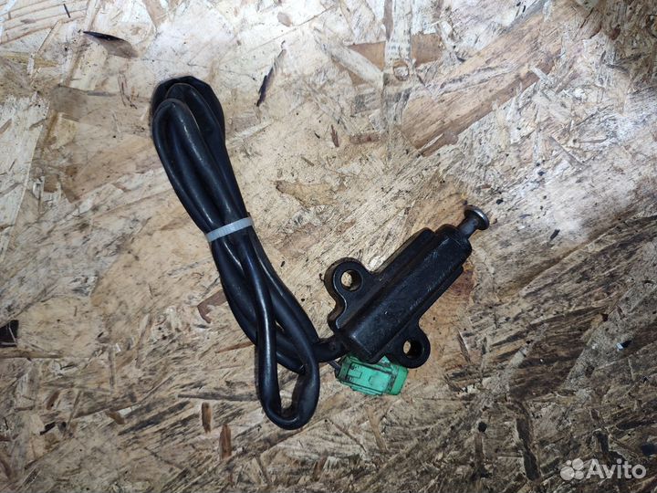 Gsf1200 96-00 датчик боковой подноки