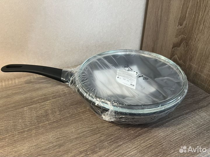 Сковорода сотейник с крышкой Хемлагад 26см Икеа