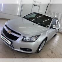 Chevrolet Cruze 1.6 MT, 2011, 143 200 км, с пробегом, цена 898 000 руб.