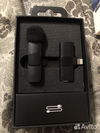 Микрофон петличный Wireless Microphone K8, черный