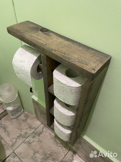 Полка для туалетных принадлежностей