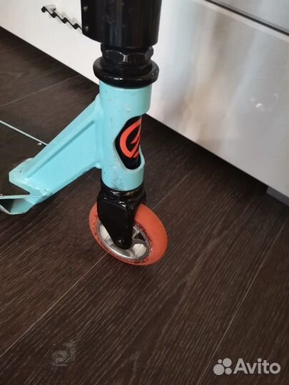 Трюковой самокат oxelo mf 1.8 (бирюзовый)