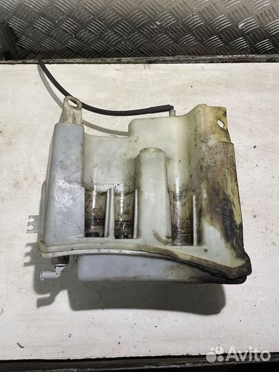 Бачок омывателя Land Rover Range Rover 3