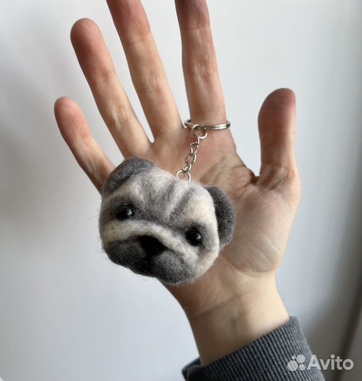 Мягкая игрушка брелок Мопс