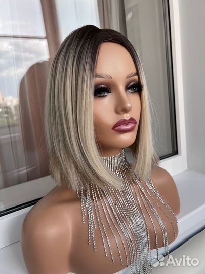 Парик каре блонд с мелированием