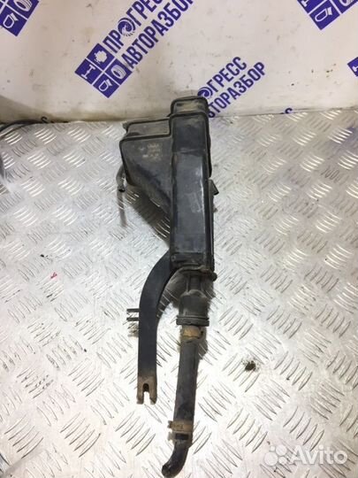 Абсорбер Audi A4 B5 седан 1.6 ADP 1997