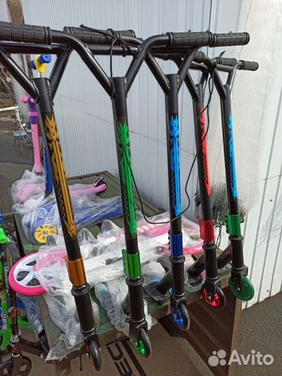 Самокаты всех возрастов,а также Трюковые. Доставка