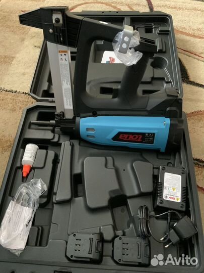 Газовый монтажный пистолет toua GSN50е