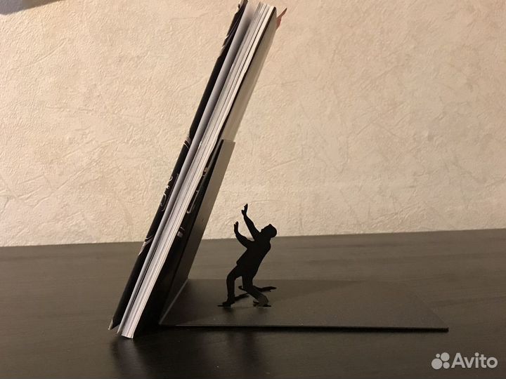 Стопер для книг