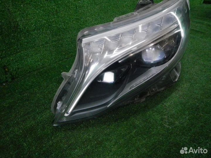 Фара левая Mercedes-Benz V-Class/Vito/Viano