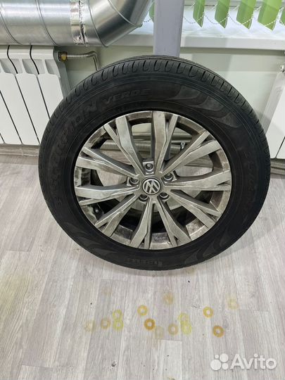 Pirelli Scorpion Verde 215/65 R17