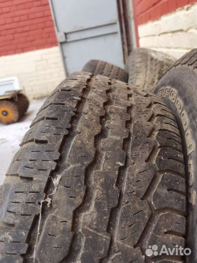 Bfgoodrich Radial Long Trail T/A 10.5/30 R15