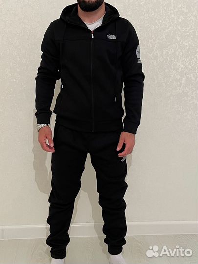 Теплая спортивная форма