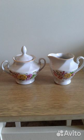 Сахарница и сливочник - Рига. Посуда - клеймо