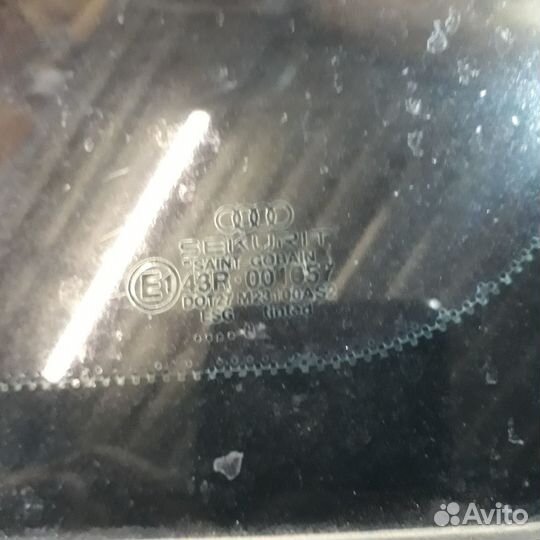 Стекло(треугольник) кузовное Ауди А4Б5 седан