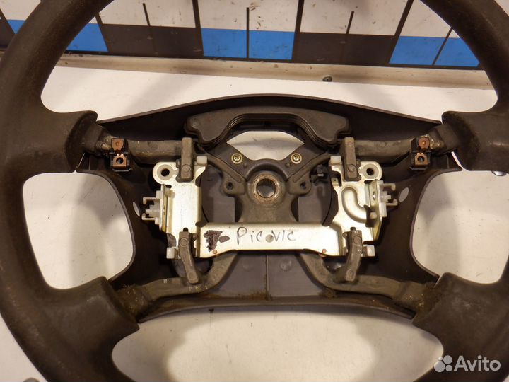 Руль Toyota Picnic 2.2TD 3C-TE