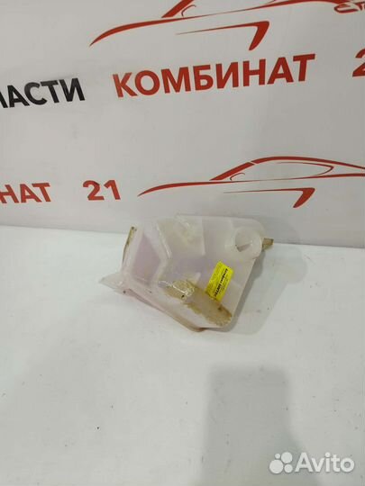 Бачок омывателя Лада Калина 1