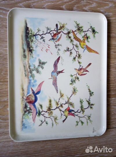 Поднос металлический 2шт. И пластиковый, СССР