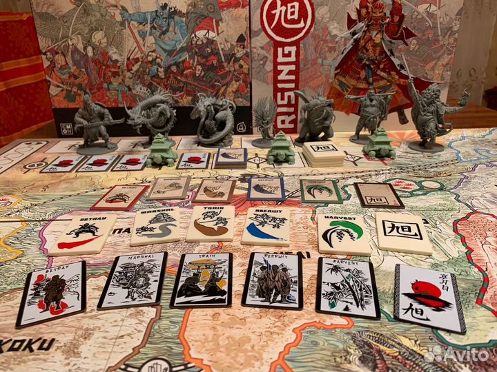 Настольная игра Восходящее солнце, жетоны приказов