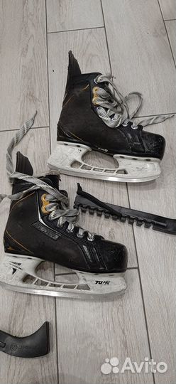 Детские хоккейные коньки Bauer Supreme 32 размер