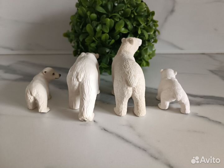 Фигурки Schleich север