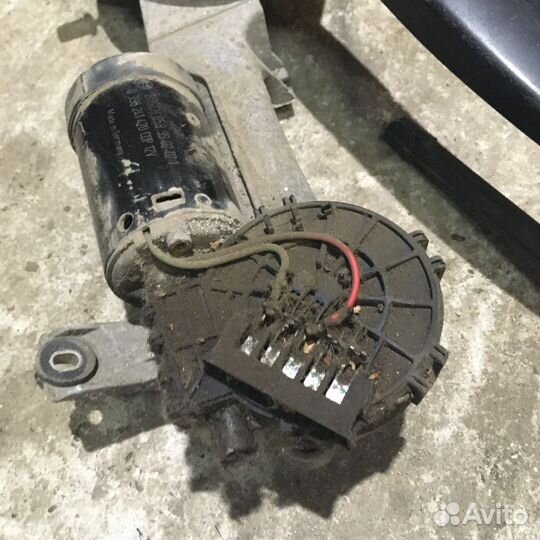 Стеклоочиститель Мерседес w210