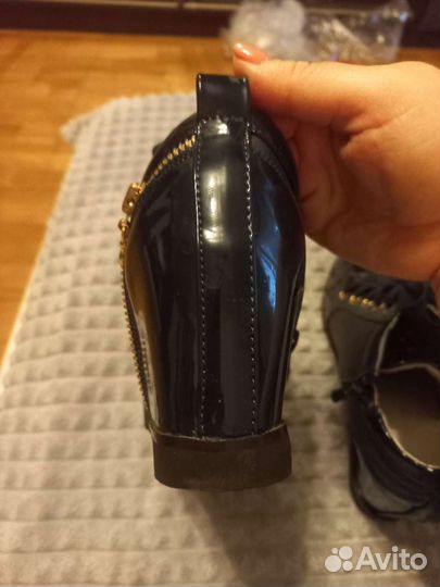 Сникерсы женские 38