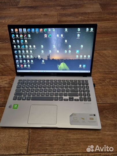 Ноутбук asus