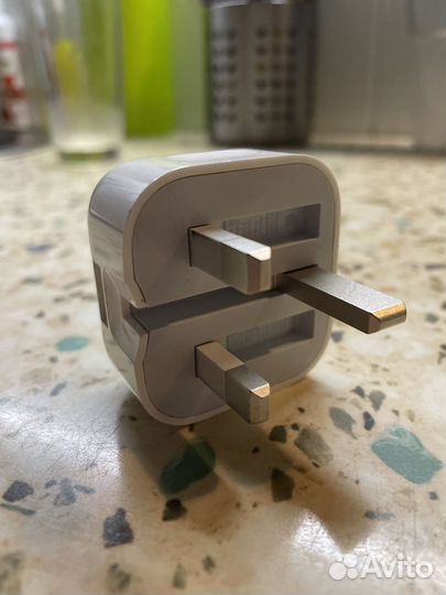 Зарядное устройство Apple