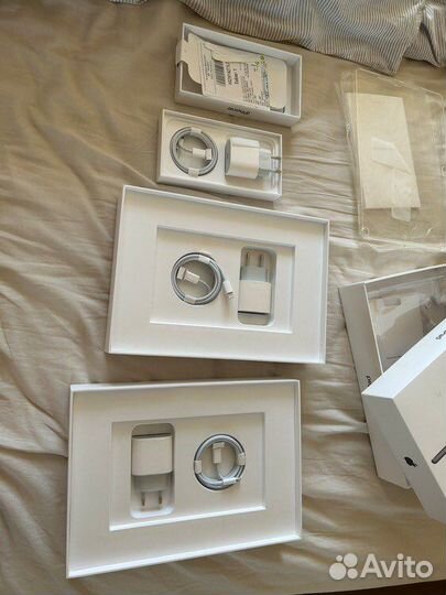 Оригинальный блок и кабель iPhone