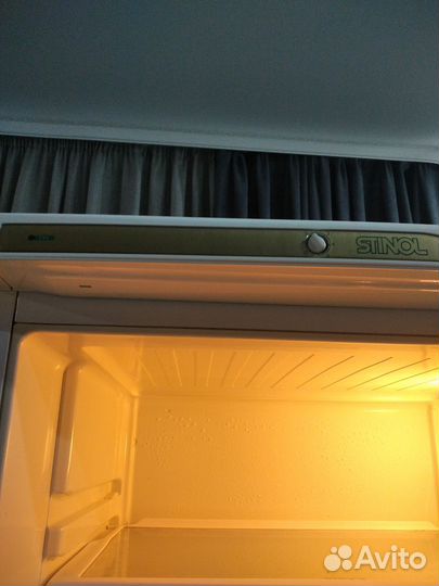 Холодильник бу стинол