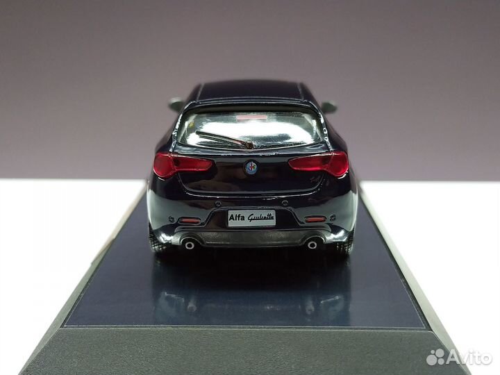 1:43 Alfa Romeo Giulietta