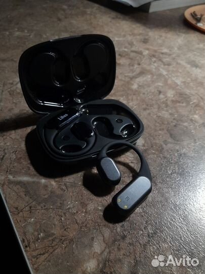 Беспроводные наушники с костной проводимостью