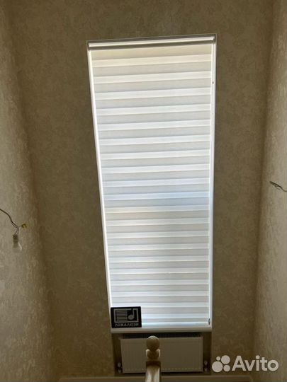 Рулонные шторы день ночь зебра E283J-W80288