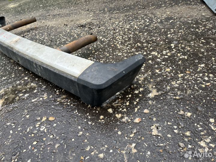 Бампер передний Нива ваз 2121