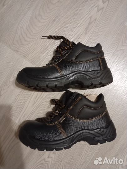 Ботинки рабочие мужские