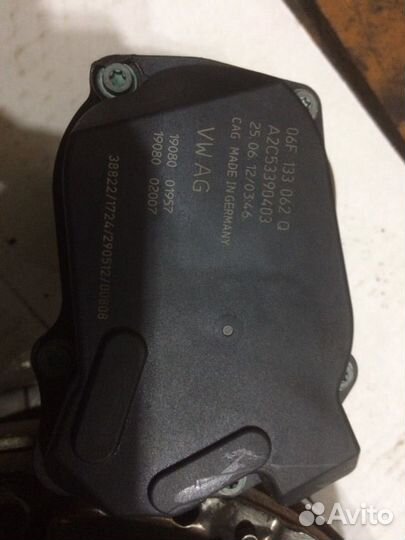 Дросельная заслонка А4 Б8 1.8 tfsi cjeb 06F133062Q