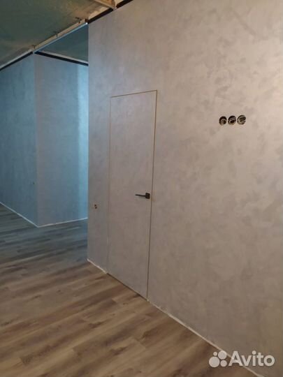 Наличие Скрытая дверь Невидимка