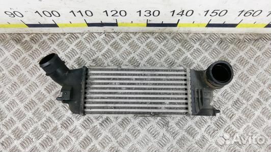 Радиатор интеркуллера peugeot 407 (4LV33KC01)