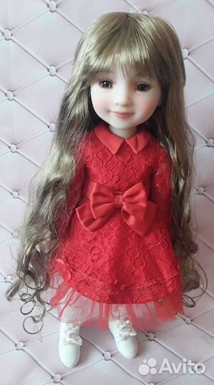 Парички для кукол фирмы Monigue