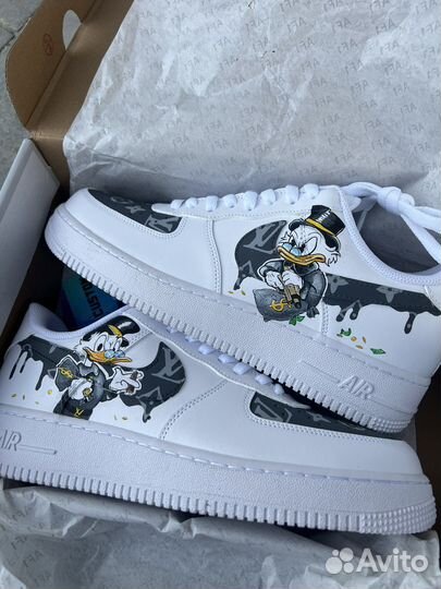 Кастомизация, роспись обуви