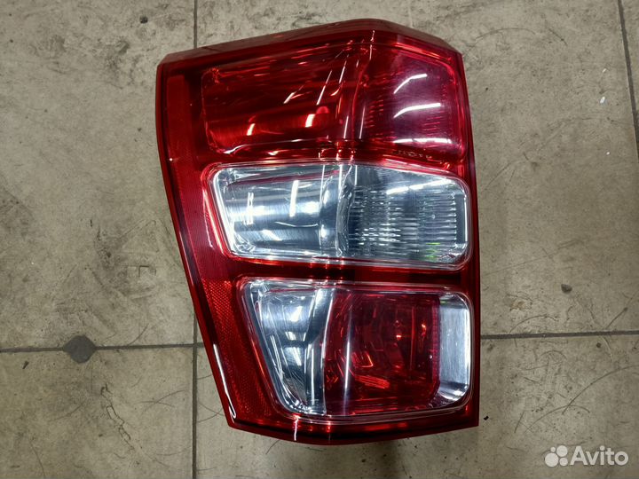 Фонарь Suzuki Grand Vitara левый