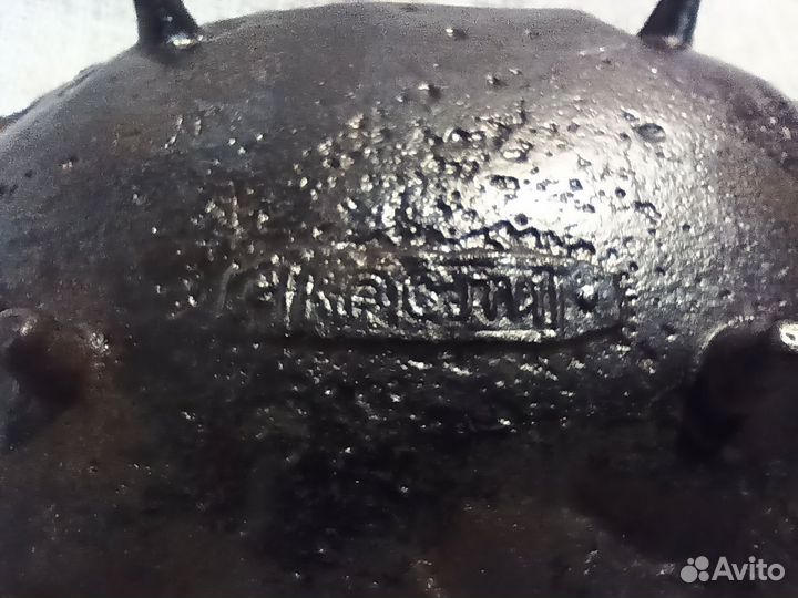 Пепельница визитница чугунная