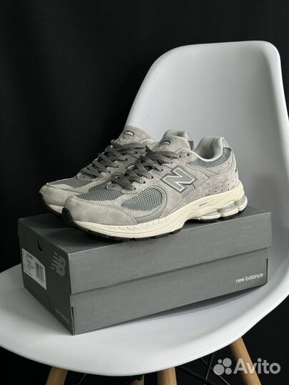 Кроссовки New Balance 2002R Protection Pack