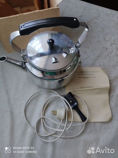 Чайник электрический. СССР