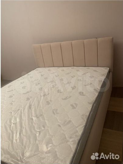 Двуспальная кровать под заказ 180х200