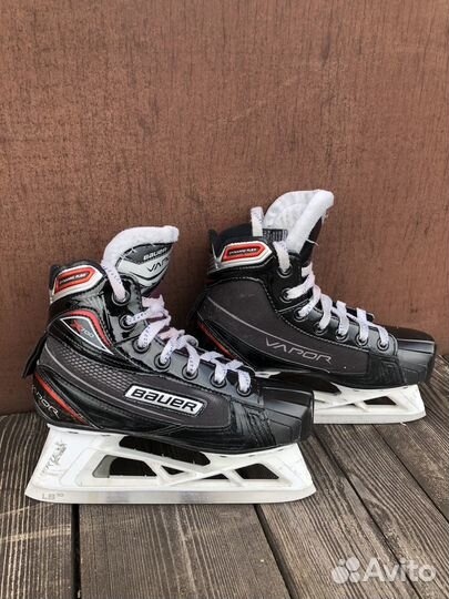 Вратарские коньки bauer