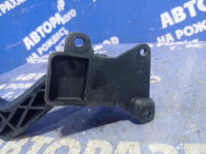 Педаль газа Ford Focus 1 седан 2004